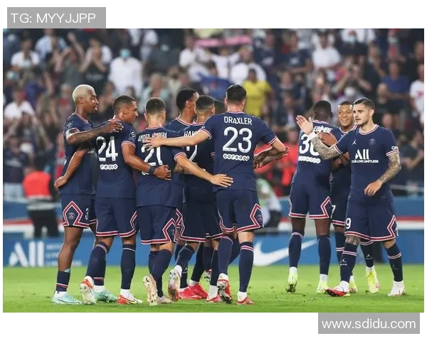 法甲巴黎圣日尔曼主场击败尼斯取得三连胜，内马尔表现出色