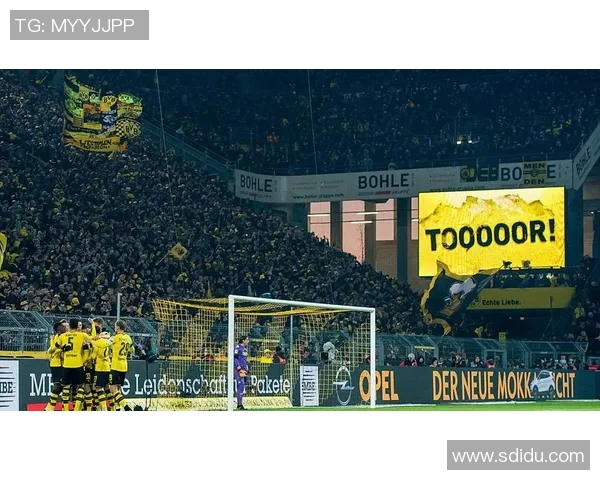 多特蒙德主场大胜，轻松击退弗赖堡助力冲冠之路