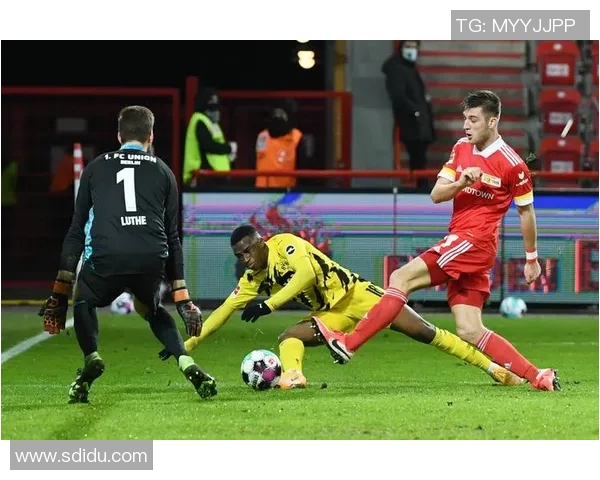 弗赖堡客场大胜门兴格拉德巴赫，德甲不败战绩继续领跑