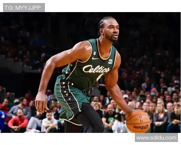 马刺主帅透露球队正在研究交易选项 马刺主帅透露球队正在研究交易选项