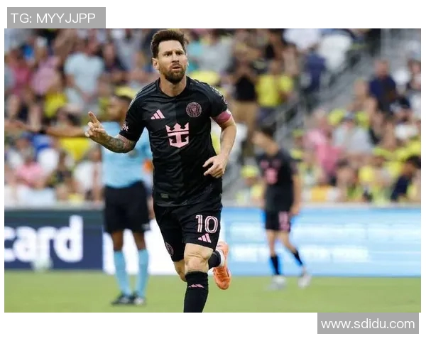 梅西完成帽子戏法,巴萨客场逆转战胜瓦伦西亚 梅西完成帽子戏法,巴萨客场逆转战胜瓦伦西亚