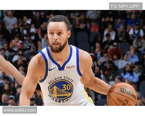 勇士遭逆转！库里单节37分无解，火箭三国联手砍下62分绝杀击败豪强